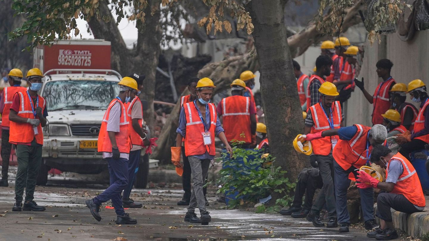 Indien: Nach Flugzeugabsturz: Zweiter Flugschreiber geborgen