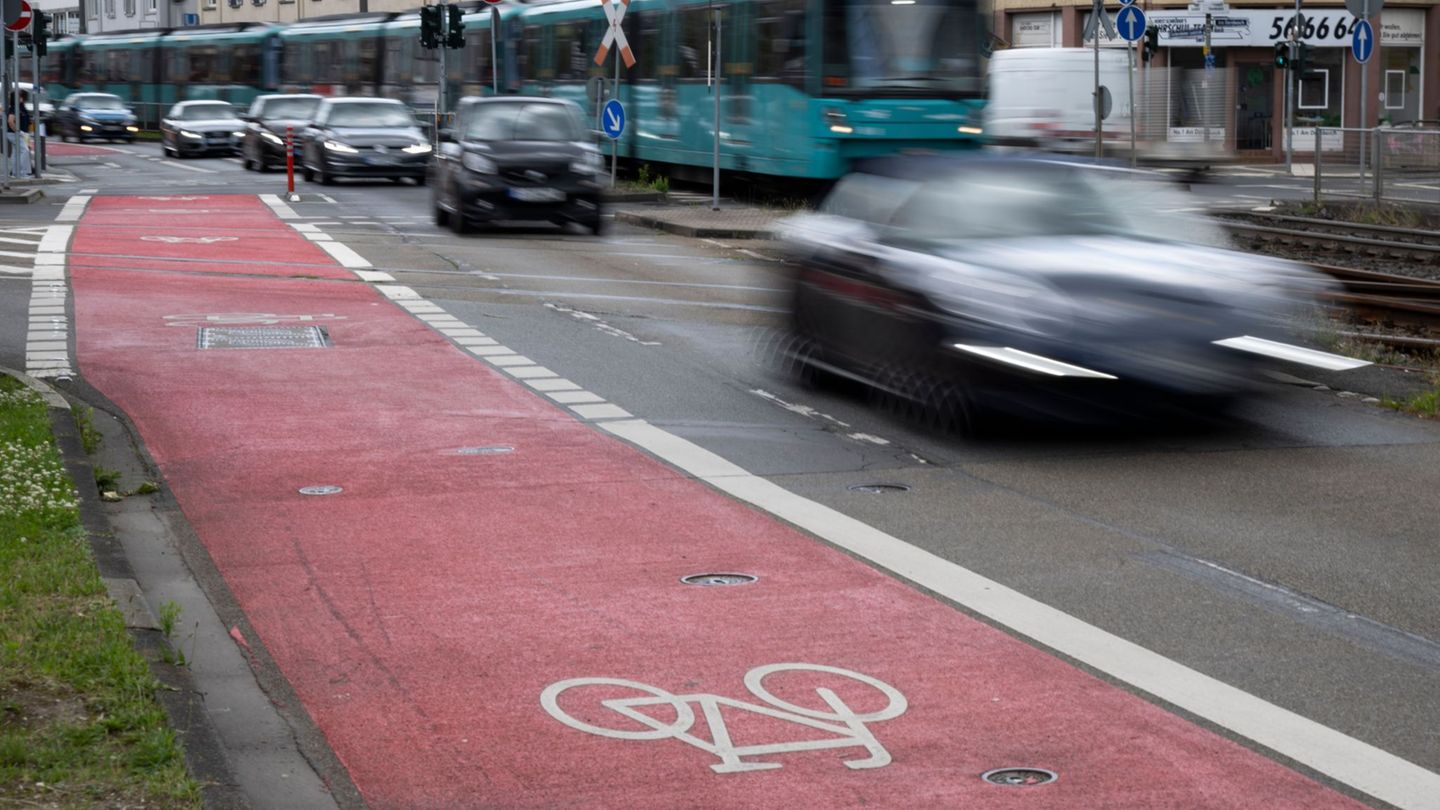 Verkehrssicherheit: Radfahrerverband: Frankfurt vorn bei Fahrradfreundlichkeit