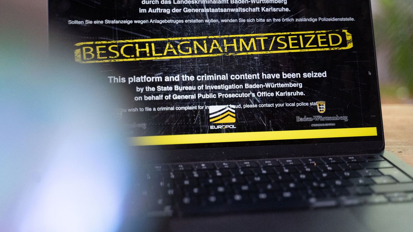 Internetkriminalität: Cybercrime: Fast 800 illegale Betrugs-Websites beschlagnahmt