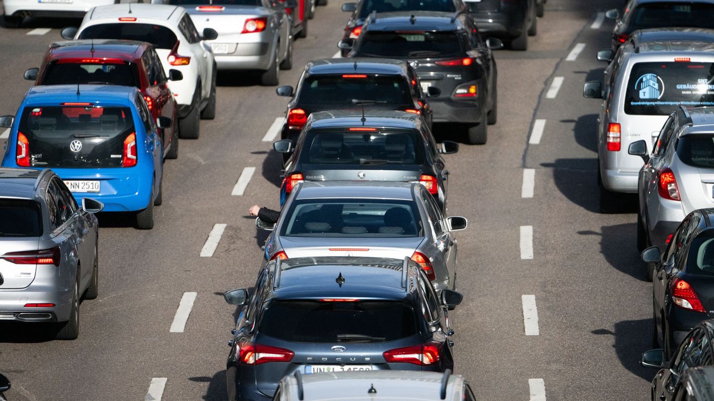 Verkehrsprognose: ADAC warnt vor Staus in Rheinland-Pfalz an Fronleichnam