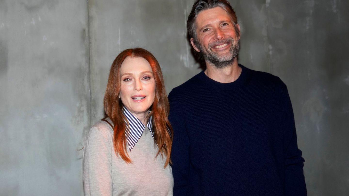 Promi-Paar: Julianne Moore: Liebe ist eine Entscheidung, kein Zustand