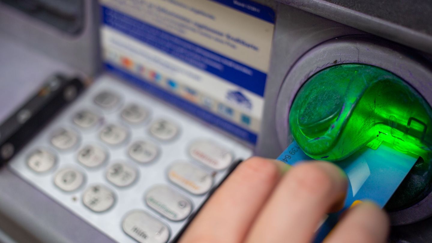 Neue EU-weite Vorgaben: EU-Staaten: Mehr Verbraucherschutz im Zahlungsverkehr