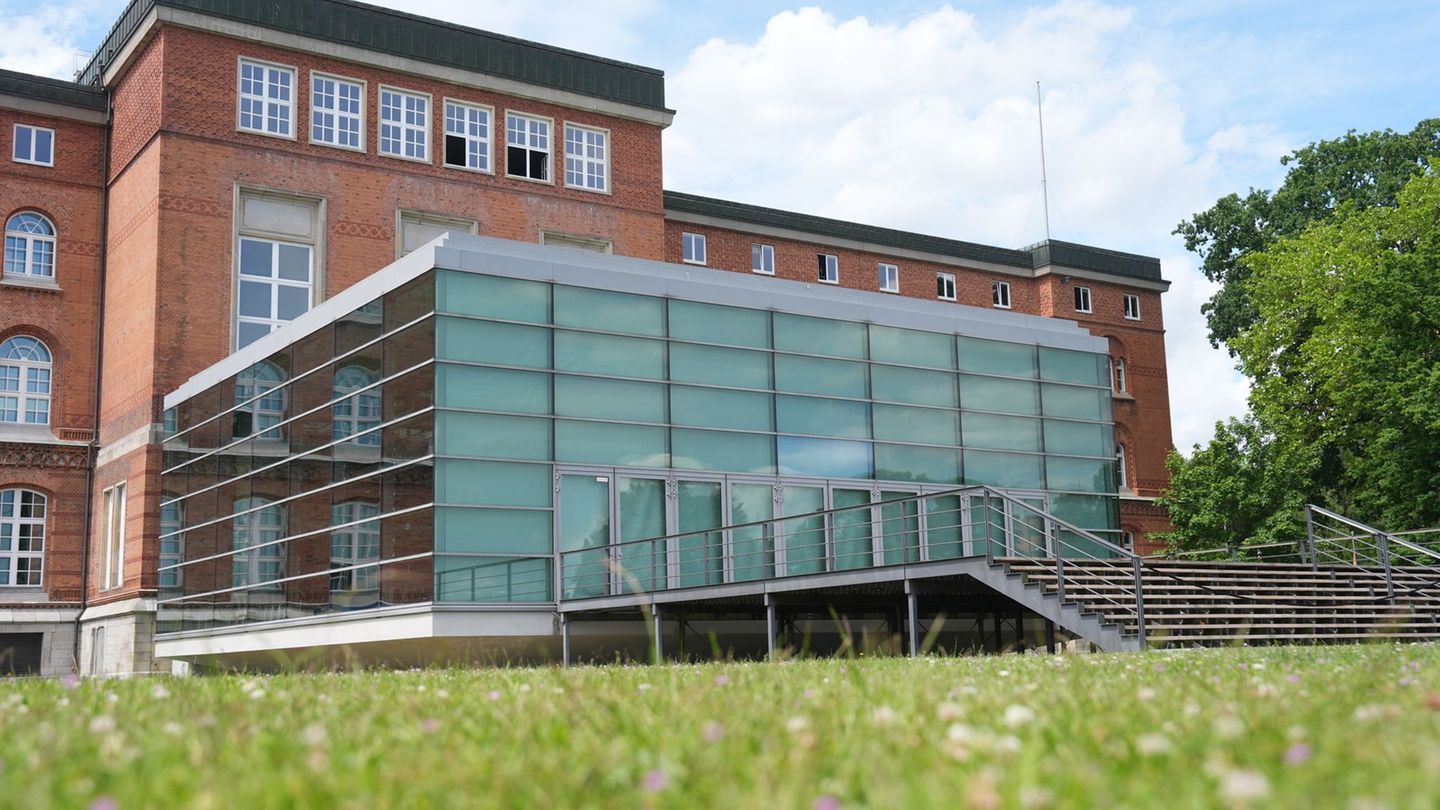Landtagssitzung in Kiel: Landtag debattiert über Investitionen durch Sondervermögen