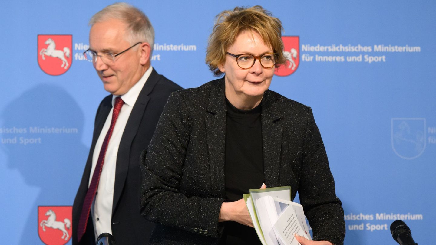 Bericht für 2024: Verfassungsschutz: Mehr Rechtsextremisten in der AfD