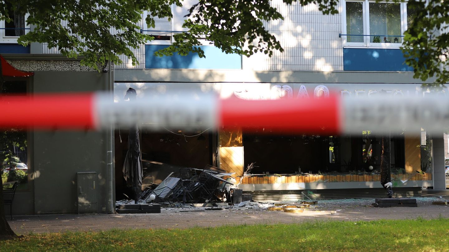 Erhebliche Zerstörung: Explosion in Kölner Restaurant