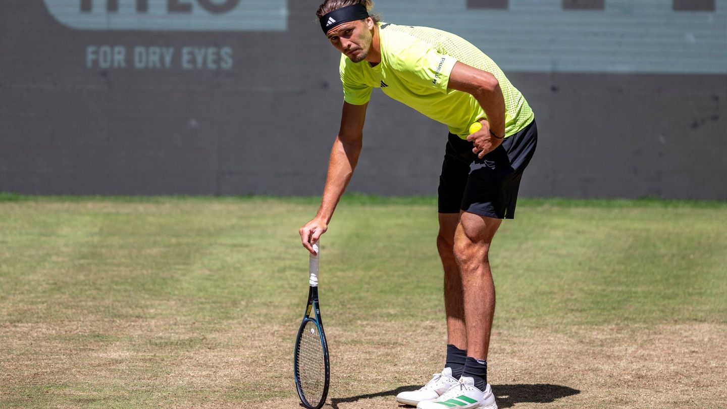 Tennis: Nach Übelkeit: Zverev in Halle erneut im Halbfinale