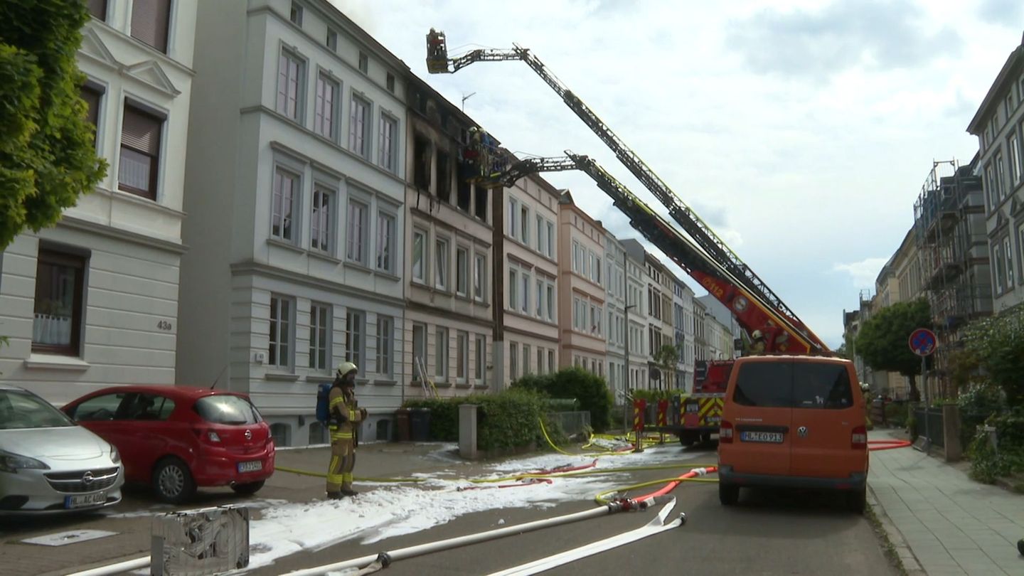Hausbrand: Zweiter Toter nach Feuer in Lübeck identifiziert