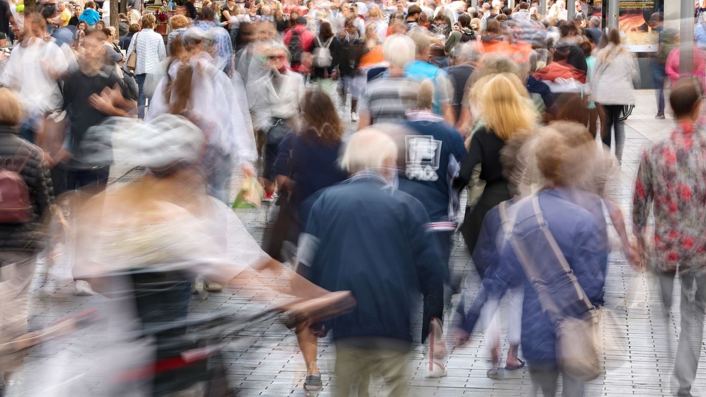 Bevölkerungs-Statistik: 83,6 Millionen Menschen lebten Ende 2024 in Deutschland