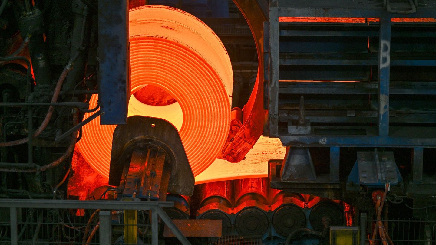 ArcelorMittal: „Grüner“ Stahl: Kellner fordert Regierung zum Handeln auf