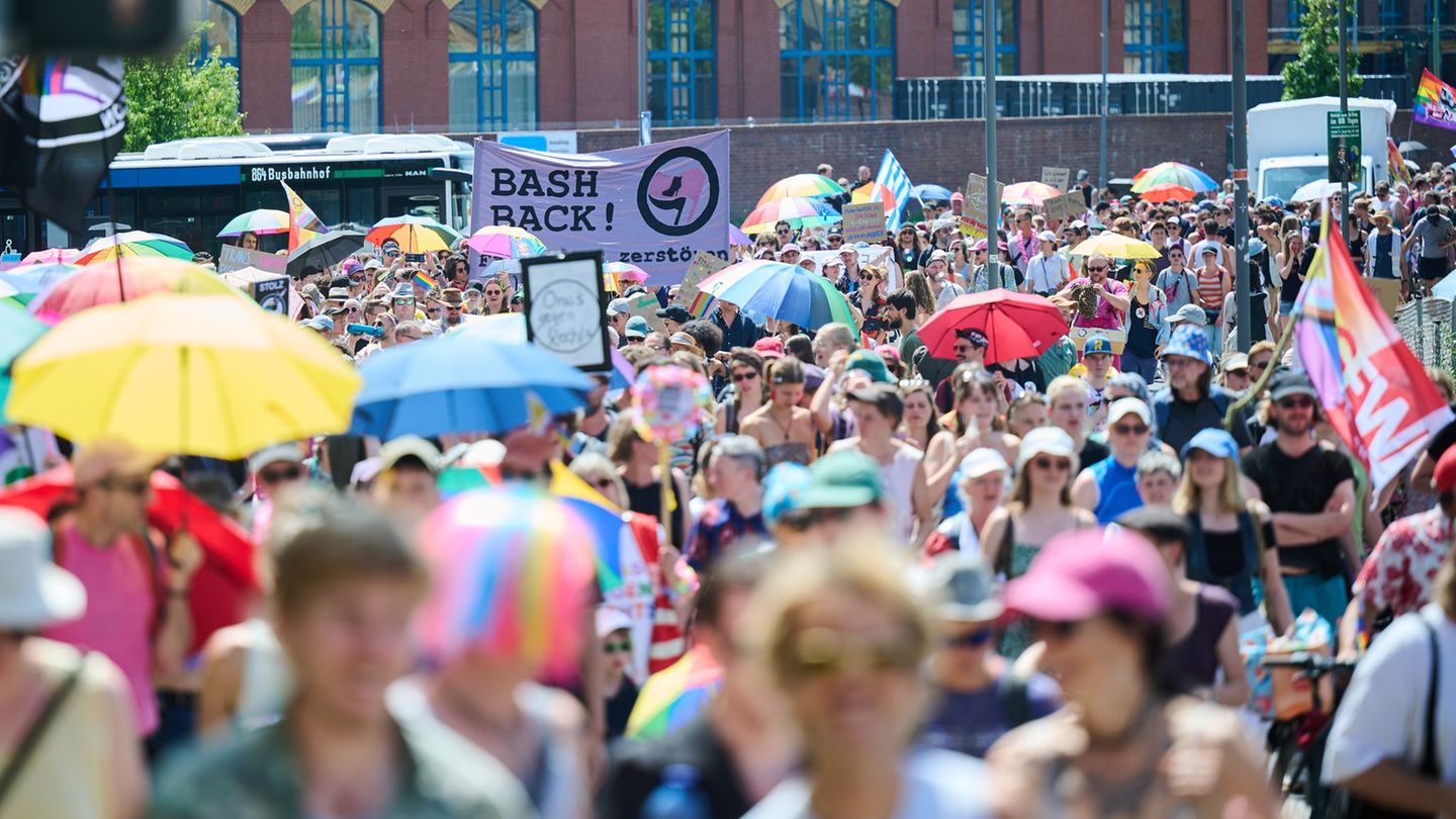 Christopher Street Day: Hunderte Feiern queeres Leben in Eberswalde