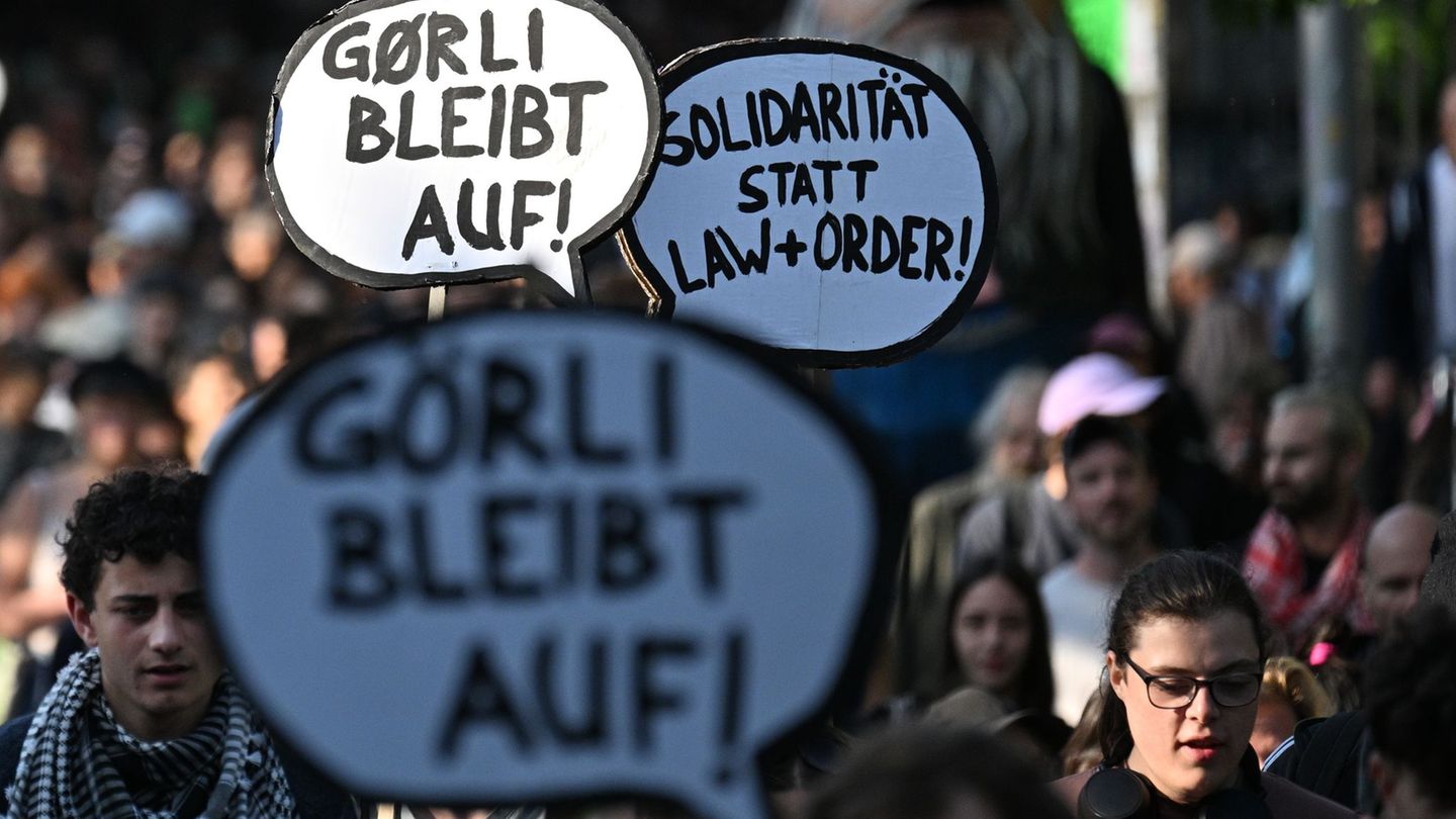 Kampf gegen Drogenhandel: Rund 900 Leute demonstrieren am Görlitzer Park