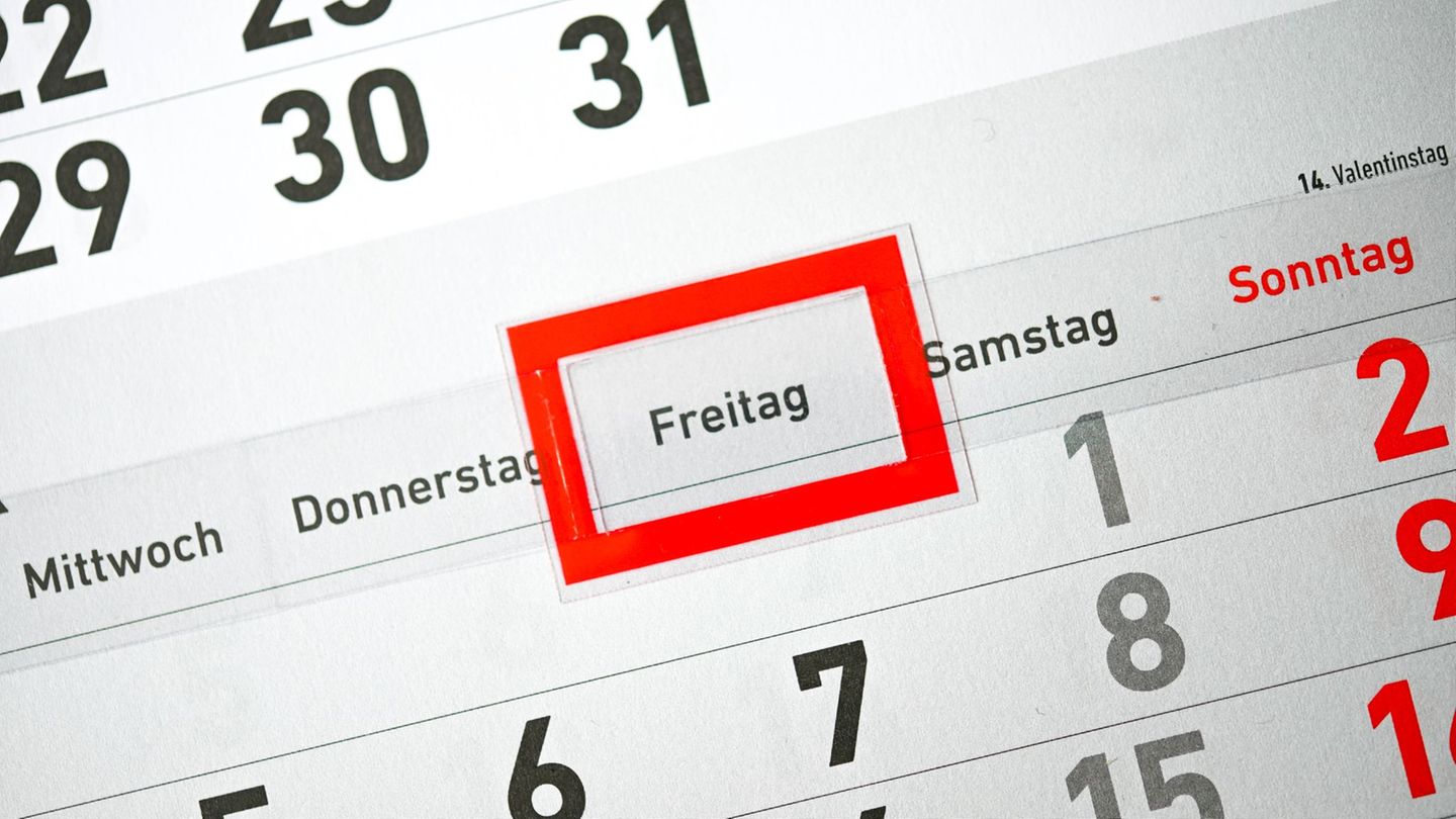 Umfrage: Betriebsräte gegen Aufhebung der Regelarbeitszeit