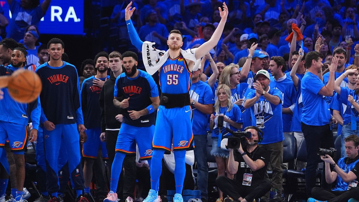 Basketball: 14 Jahre nach Nowitzki: Hartenstein holt NBA-Titel