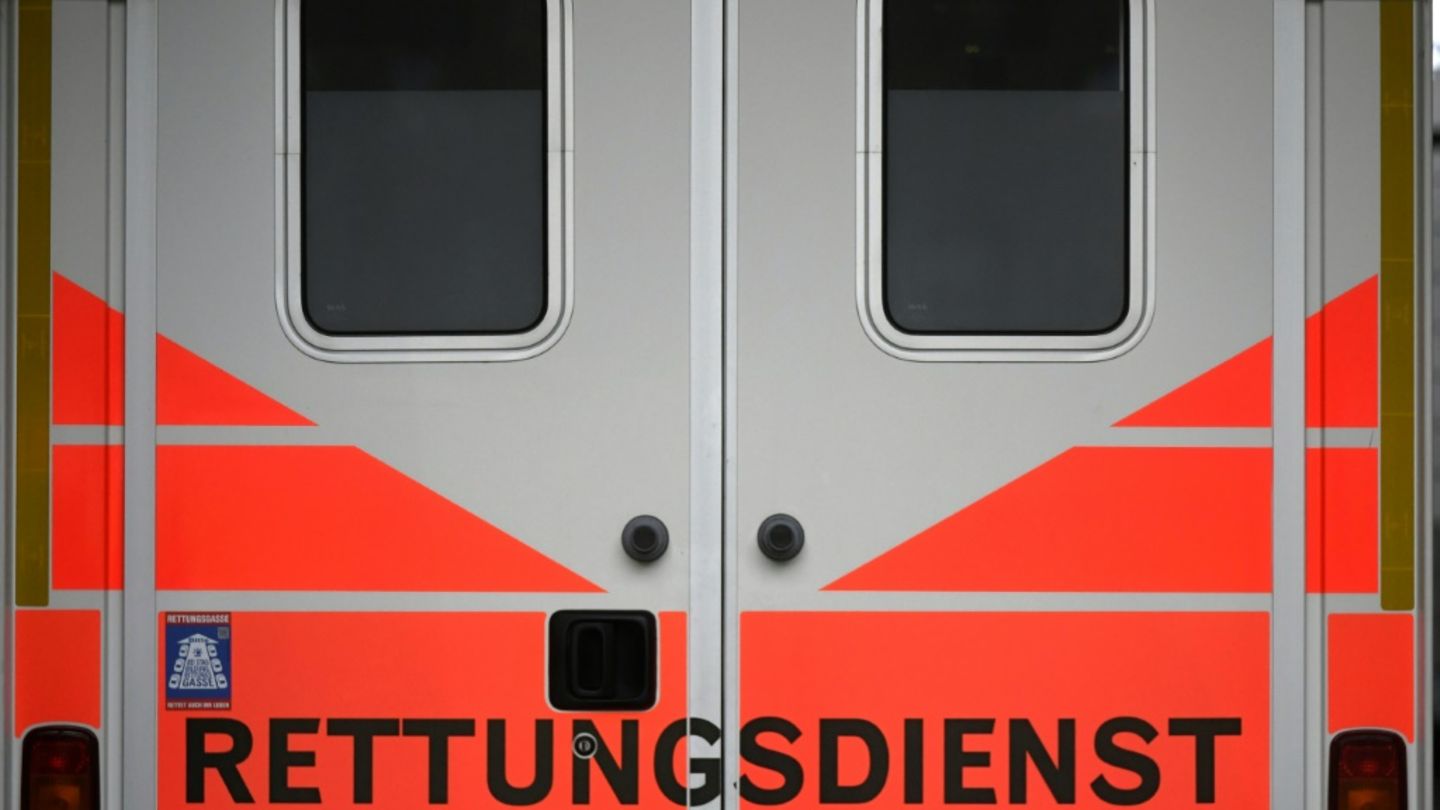 Kind stirbt bei Brand in Mehrfamilienhaus in Wilhelmshaven