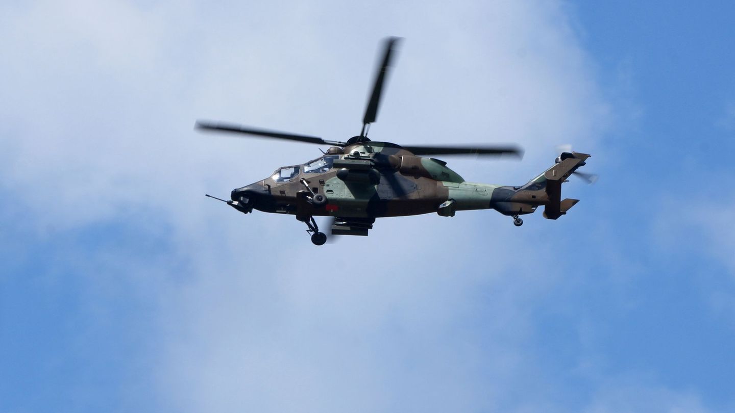 Militär: Bundeswehrübung – Kampfhubschrauber über Mühlhäuser Becken