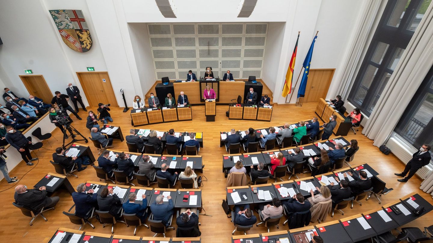 Landtag: Saar-Landtag will Handy-Verbot an Grundschulen beschließen
