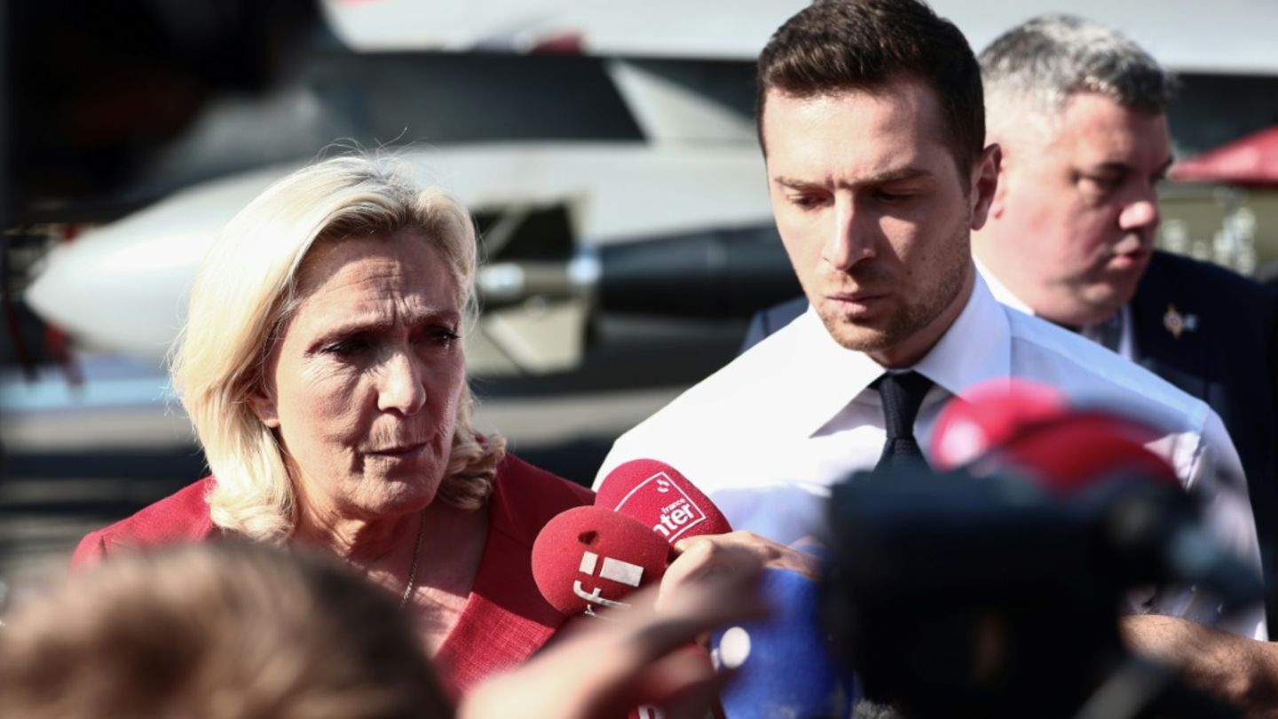 Französische Rechtspopulistin Le Pen erwägt Kandidatur Bardellas