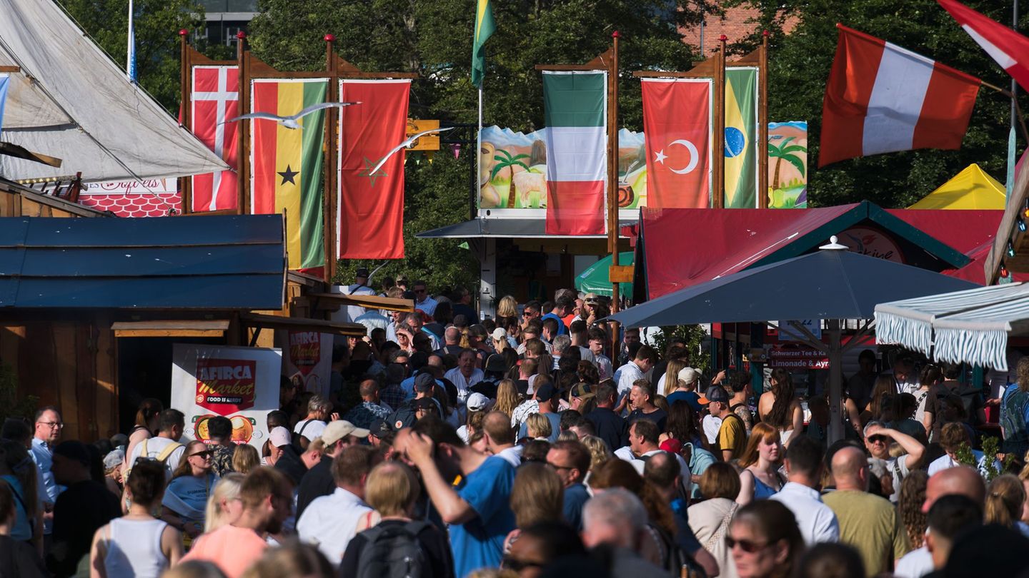 Volksfest: Kieler Woche – Hunderttausende feiern überwiegend friedlich