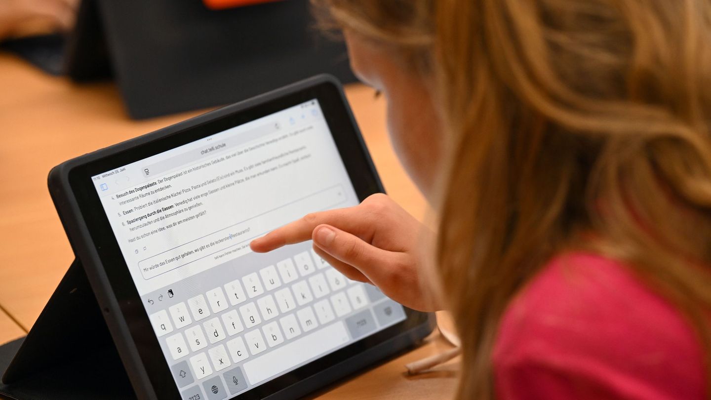 Künstliche Intelligenz: KI-Chatbot für Schüler und Lehrkräfte in Bremen