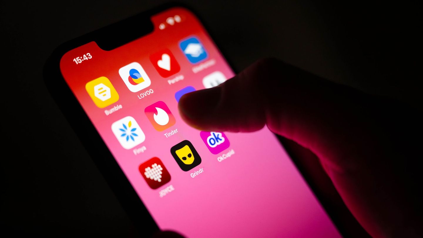 Gesellschaft: „Online-Dating-Falle“-Autor: Apps belohnen Oberflächlichkeit