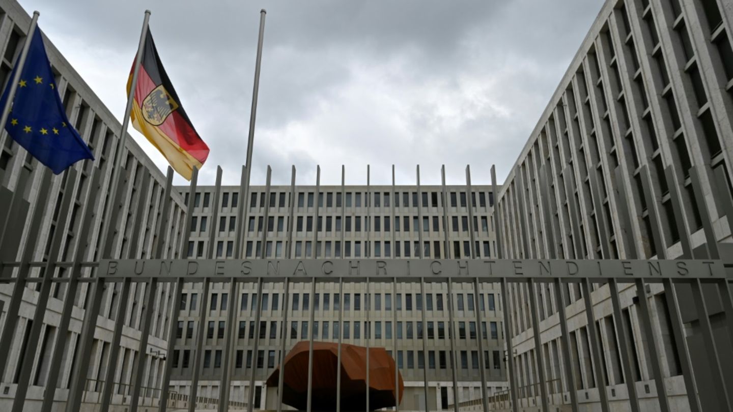 Bundestag setzt Kontrollgremium ein: Reichinnek und AfD-Kandidaten nicht gewählt