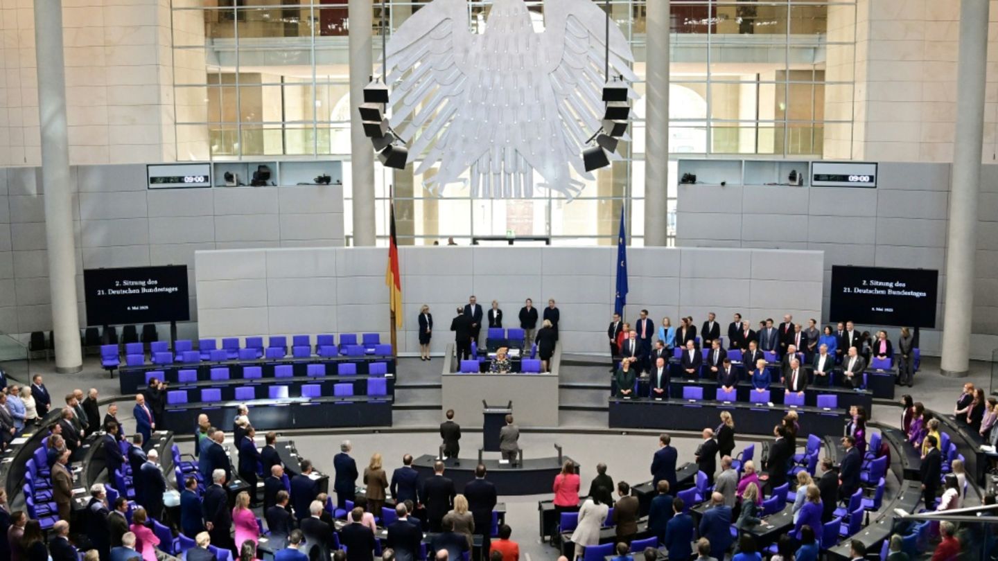 Bundestag beschließt Wachstumsbooster – Klingbeil: „Klares Signal“ für Wirtschaft