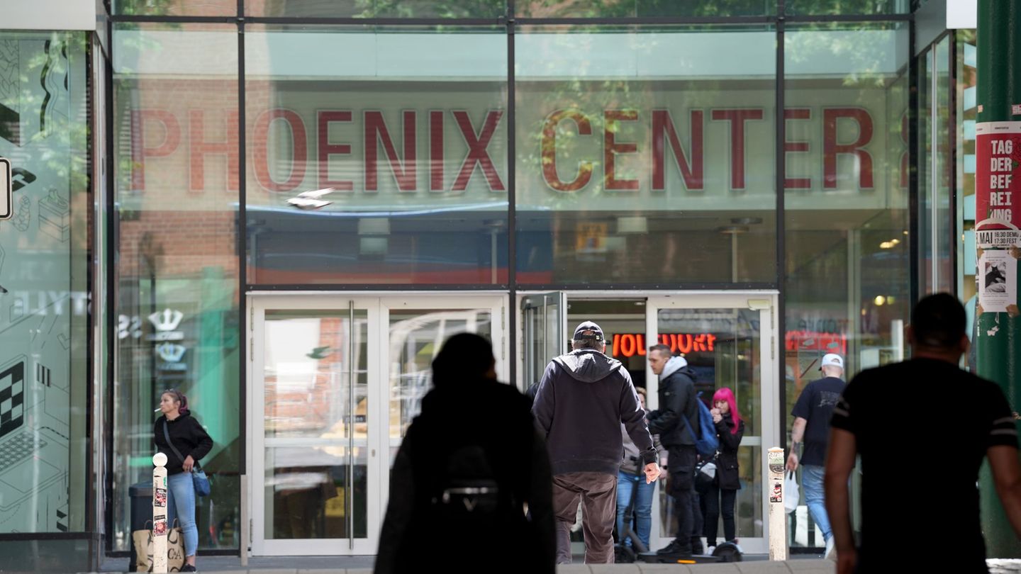 Kriminalität: Haftbefehl nach tödlichem Messerangriff in Einkaufszentrum