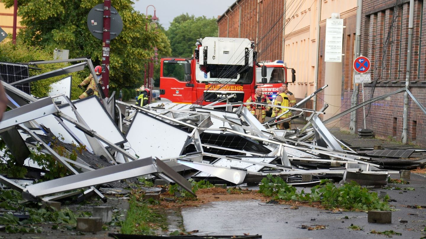 Notfälle: Sturm deckt Dach ab – 200.000 Euro Schaden in Weißwasser