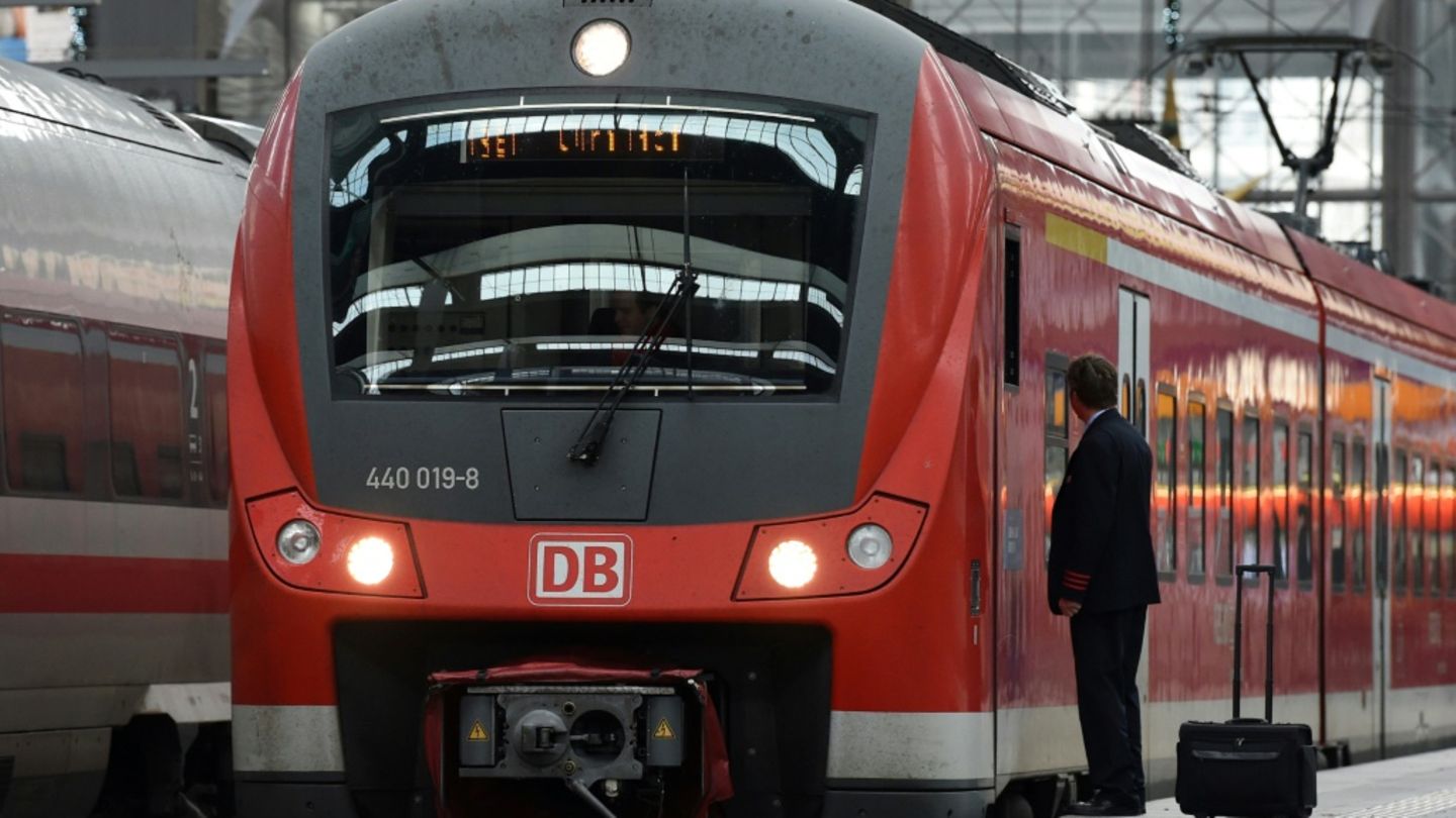 Sonder-Verkehrsministerkonferenz berät über Finanzierung von Deutschlandticket