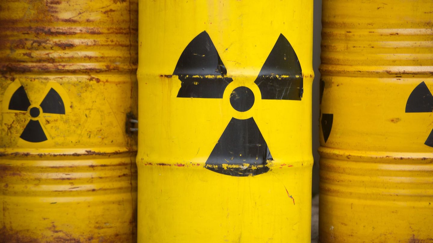 Radioaktive Abfälle: Forscher finden mehr als 1.000 Atommüll-Fässer im Atlantik