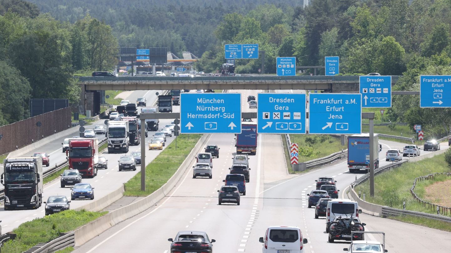 Sommerferien: Bislang ruhiger Ferienreiseverkehr auf Thüringer Autobahnen