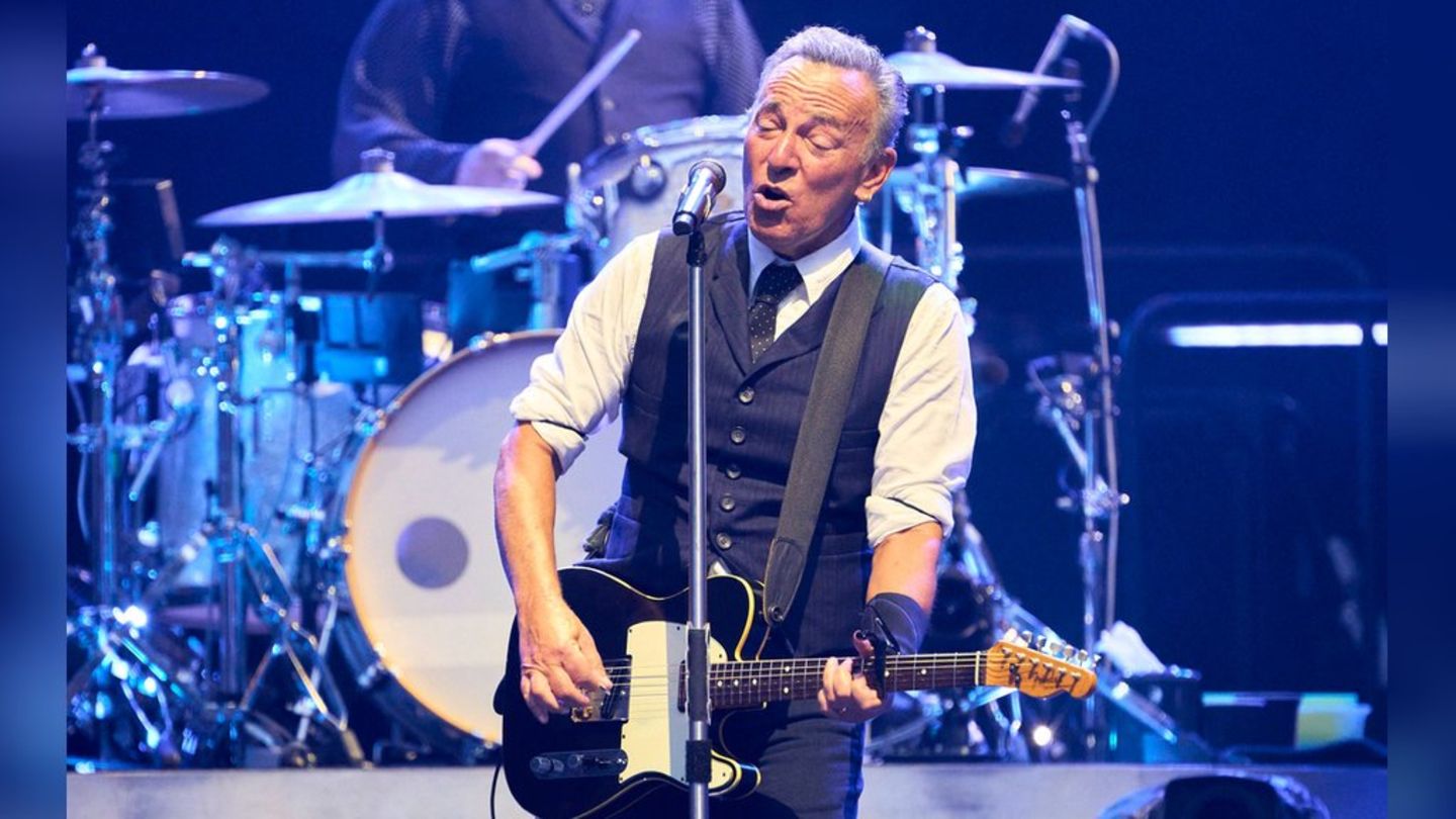 Bruce-Springsteen-Konzert in Gelsenkirchen: Drei Verletzte nach Unfall in Veltins-Arena