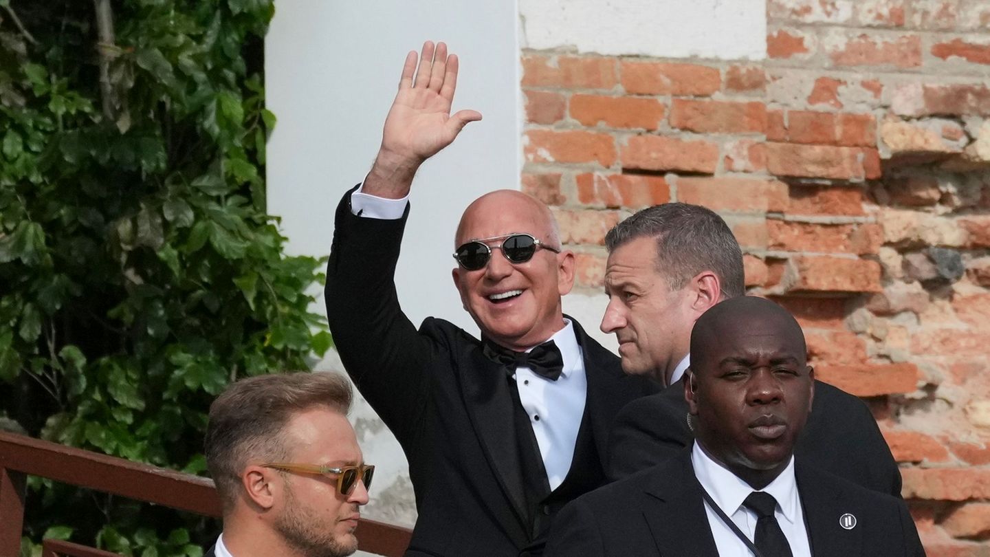 Promi-Hochzeit: Party, Party, Party: Bezos und Sánchez feiern weiter