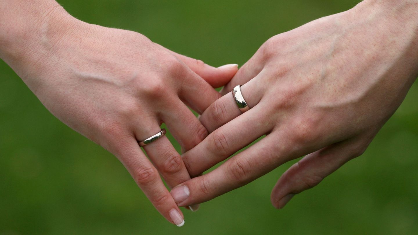 Neues Gesetz: Mehr Anträge auf Änderung des Familiennamens