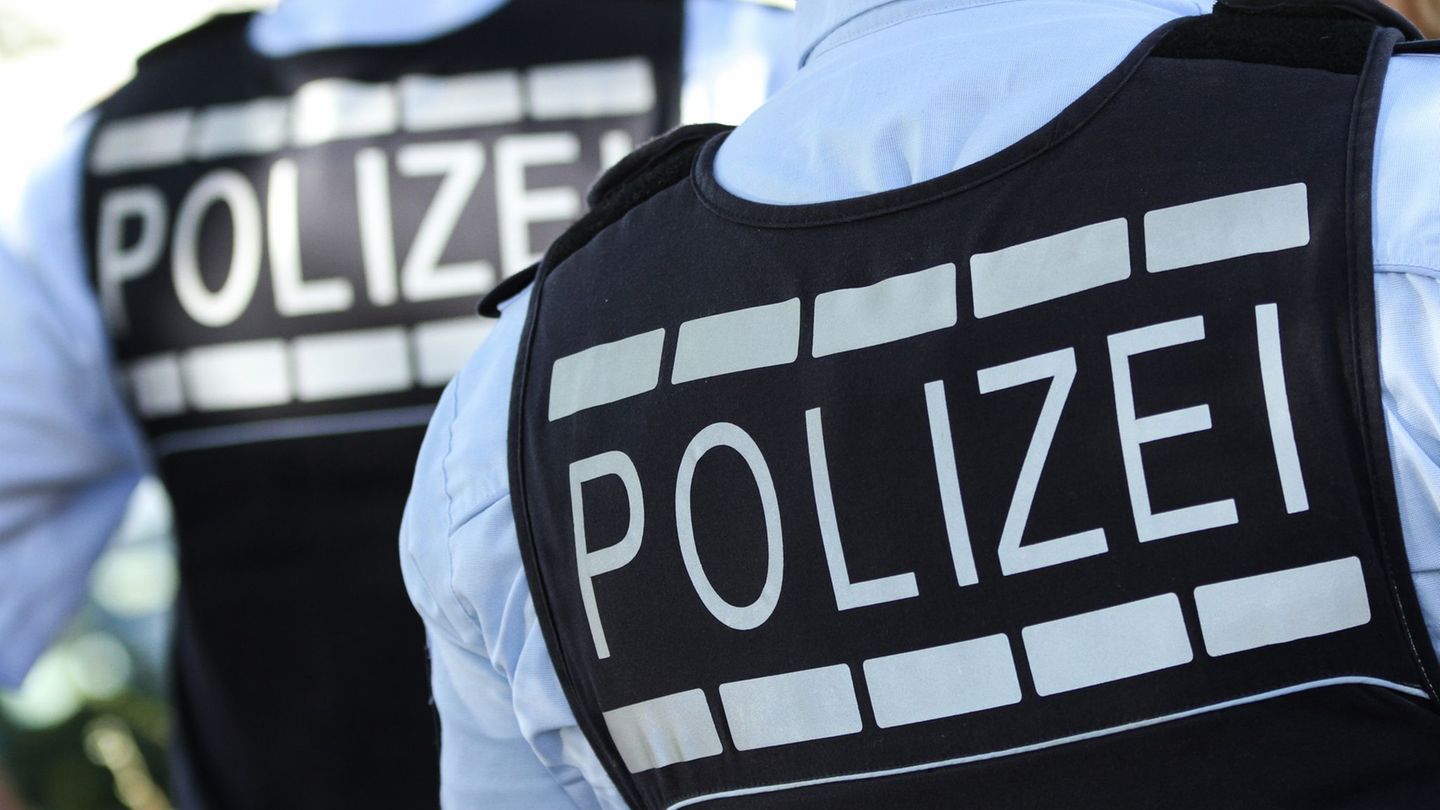 Polizeivollzugsdienst: Gewerkschaft empört: Kein Platz bei Polizei für Top-Anwärter