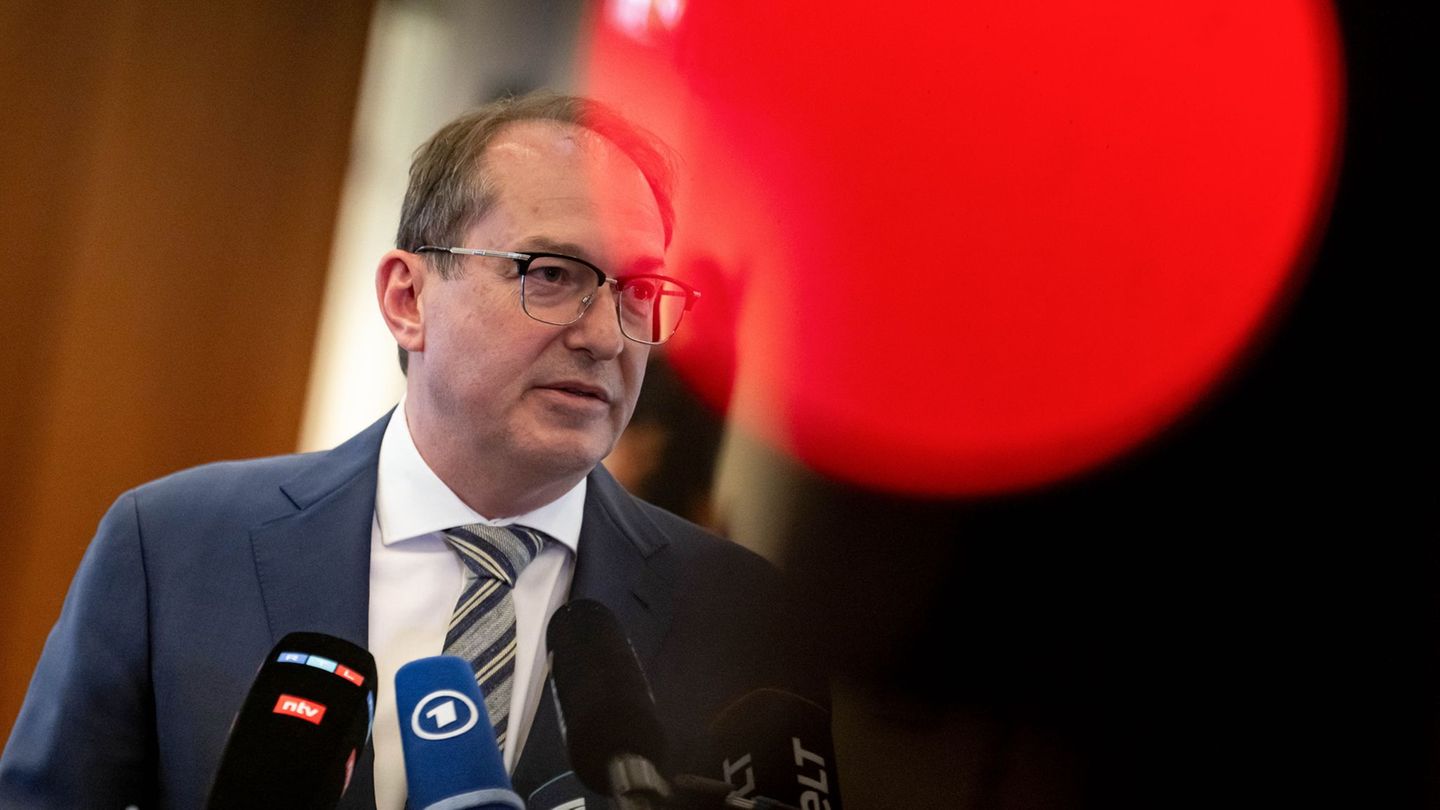 Umgang mit der AfD: Dobrindt: SPD-Beschluss zu AfD-Verbotsantrag „kein Auftrag“