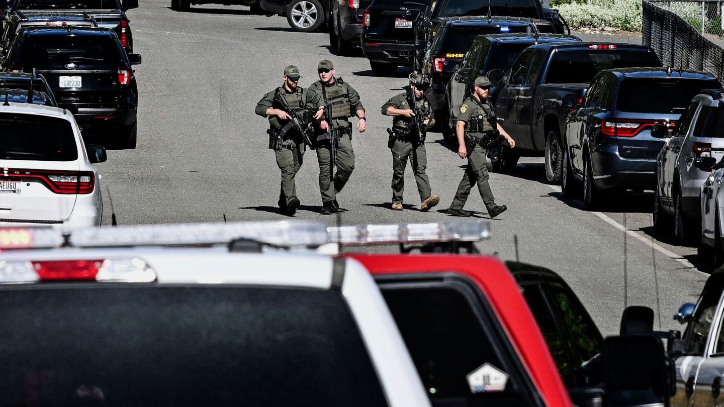 Tote und Verletzte: Schütze lockt Feuerwehr in den USA in tödlichen Hinterhalt