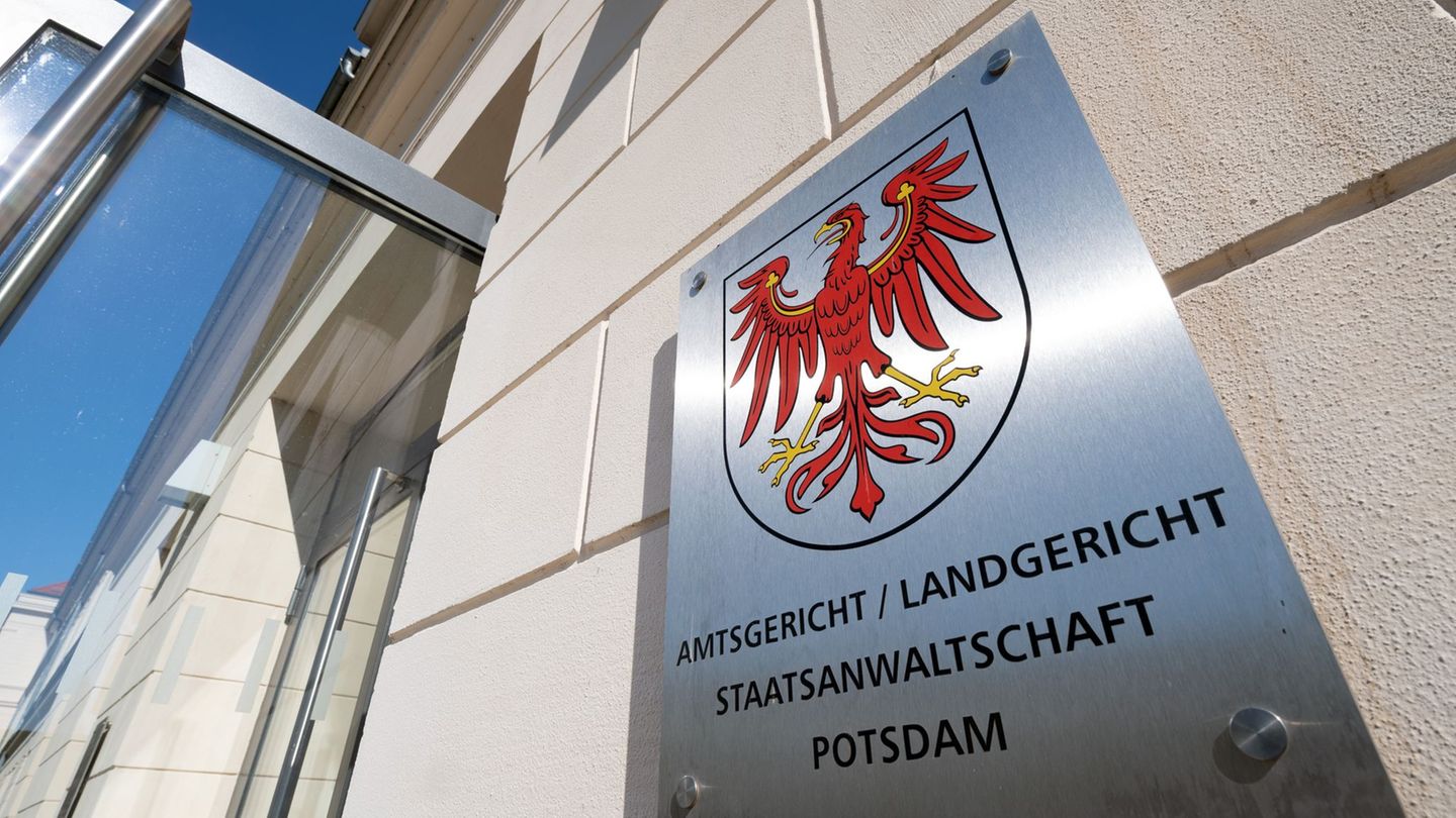 Kehle durchgeschnitten: Mordprozess gegen 23-Jährigen beginnt in Potsdam
