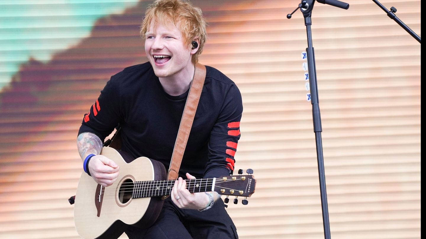 Konzert in Stuttgart: Ed Sheeran und Zartmann performen gemeinsam „Tau mich auf“
