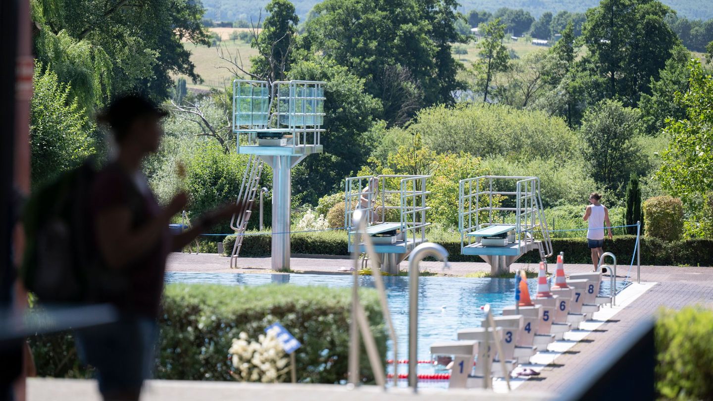 Kriminalität: Schwimmmeister: Personalmangel gefährde Sicherheit