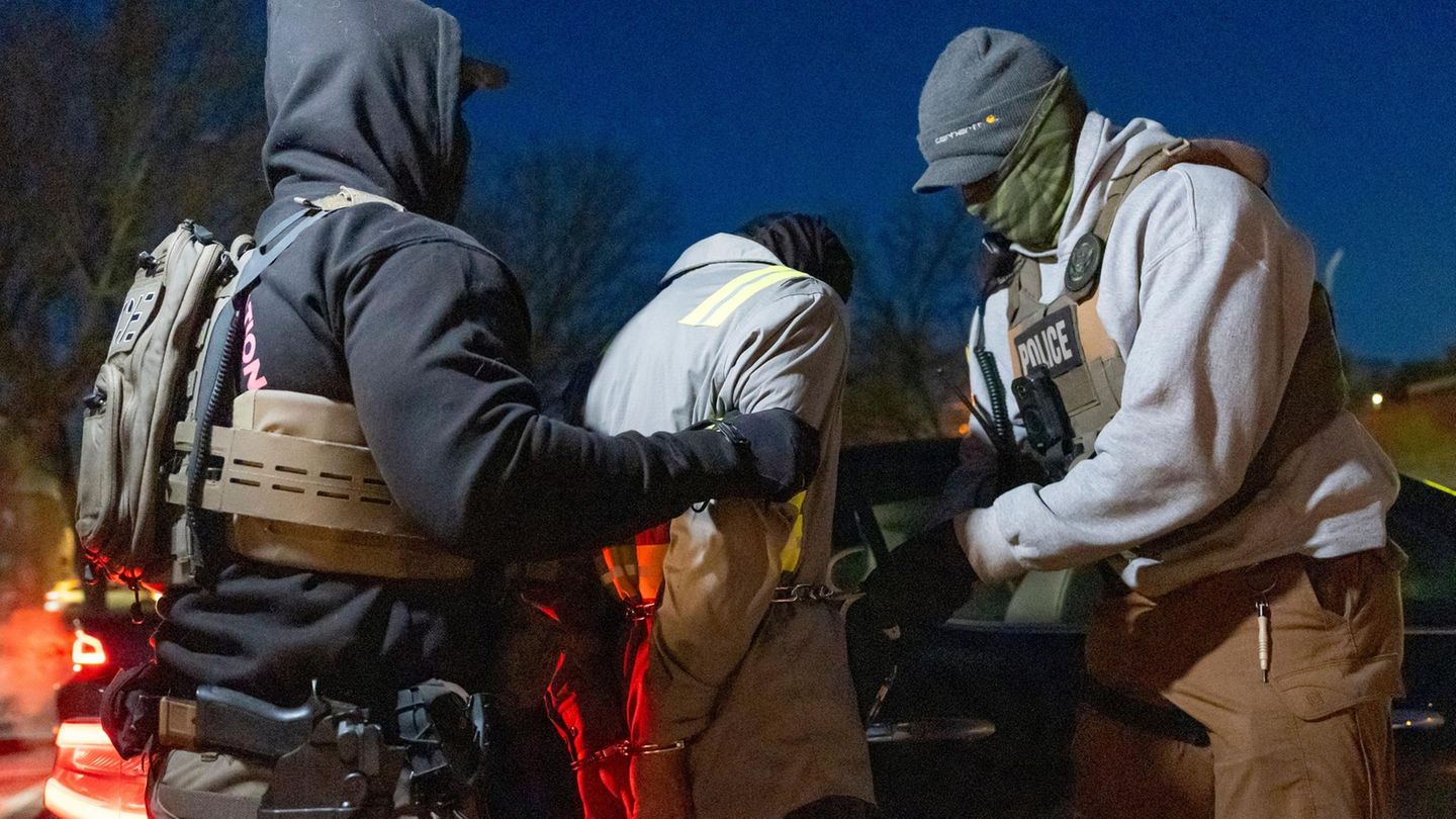 Massenabschiebungen: Trump will Razzien gegen Migranten verschärfen – vor allem in bestimmten Städten