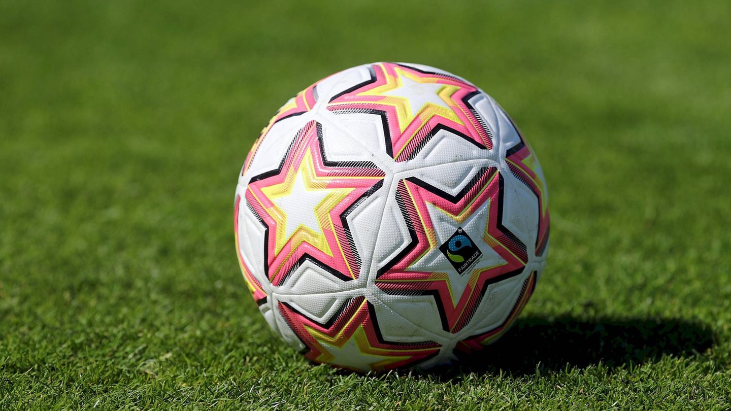 Berlin-Reinickendorf: Kinderstreit um Fußball endet in Massenschlägerei