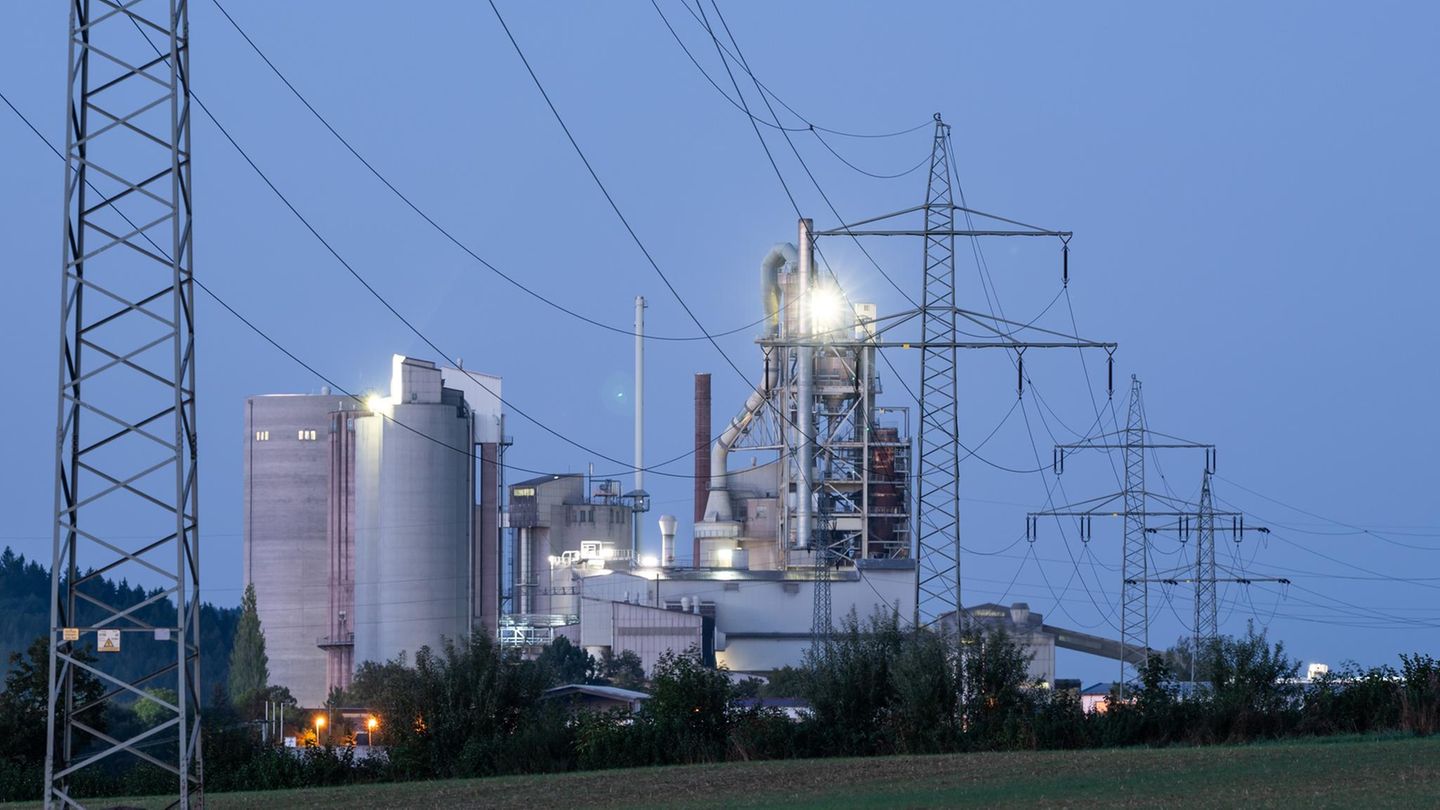 Industriestrompreis: EU-Kommission erlaubt Subventionen zur Senkung der Energiekosten