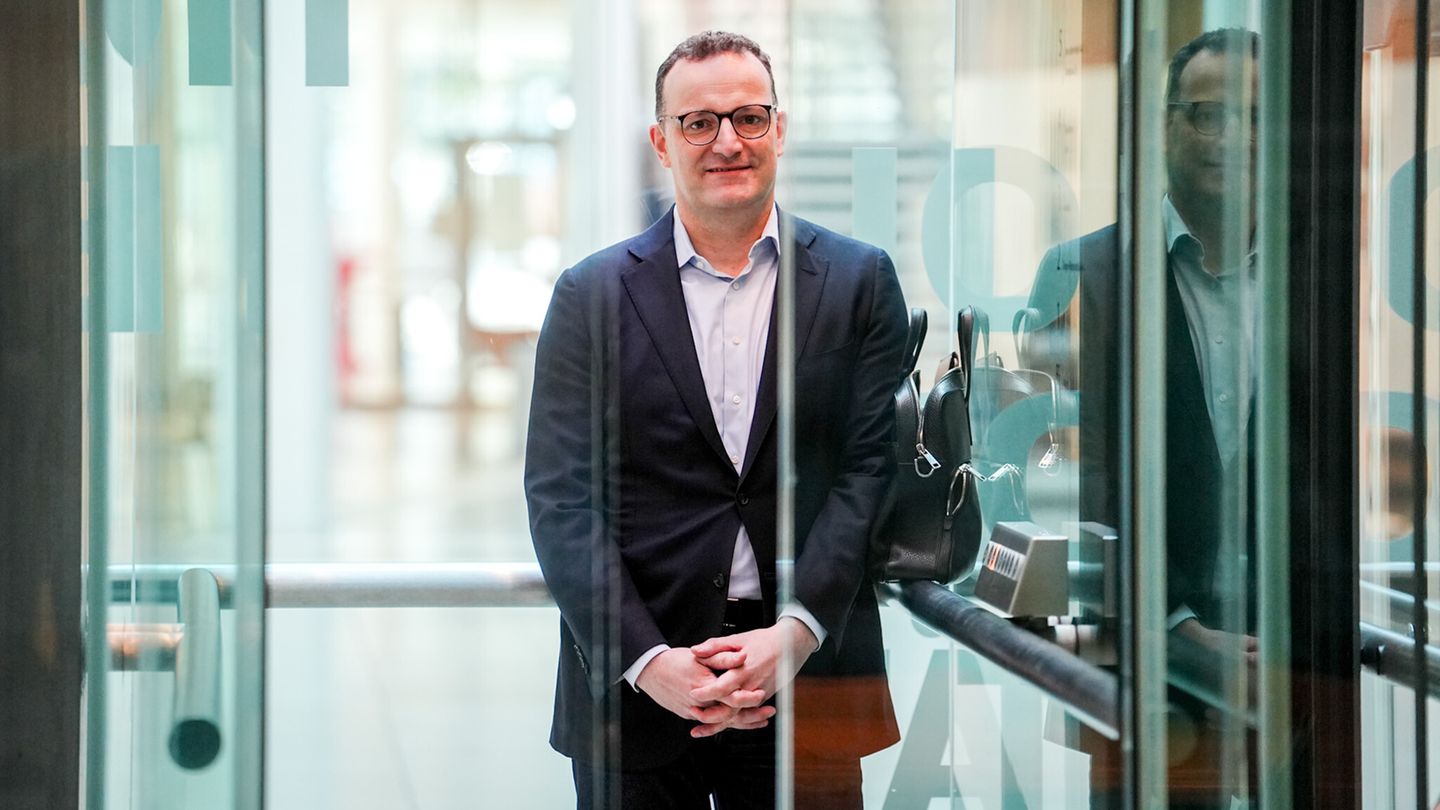 Corona-Affäre: Masken-Bericht liegt vor – und Spahn sucht die Flucht nach vorn