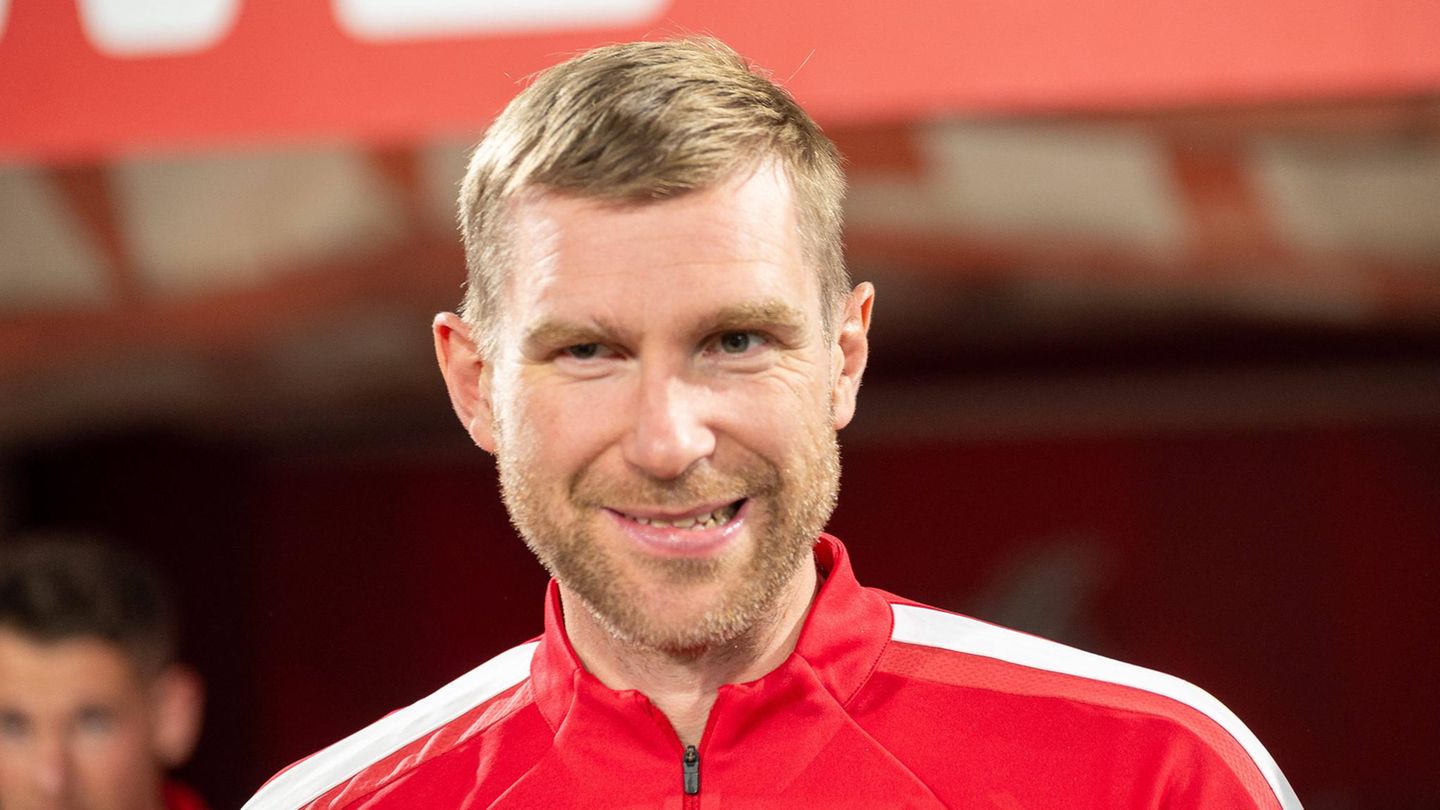 Ex-Fußball-Nationalspieler: Er kann es nicht lassen: Per Mertesacker läuft für Bezirksligisten auf