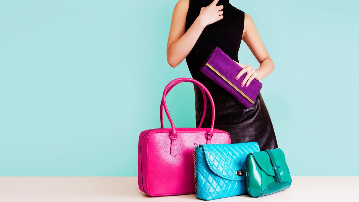 Puffer Bag: Wattiert und gepolstert: Diese extravagante Tasche liegt im Trend