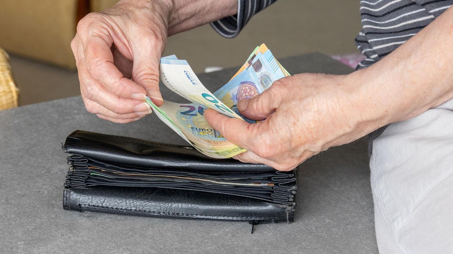 Neue Umfrage: Mehrheit der Deutschen würde länger arbeiten – weil die Rente nicht reicht