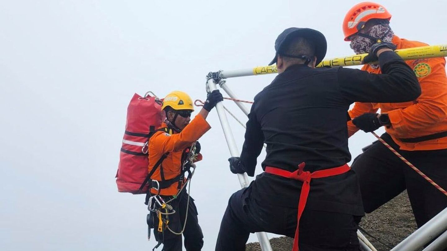 Indonesien: Touristin stürzt in Vulkan – Retter finden ihre Leiche erst Tage später