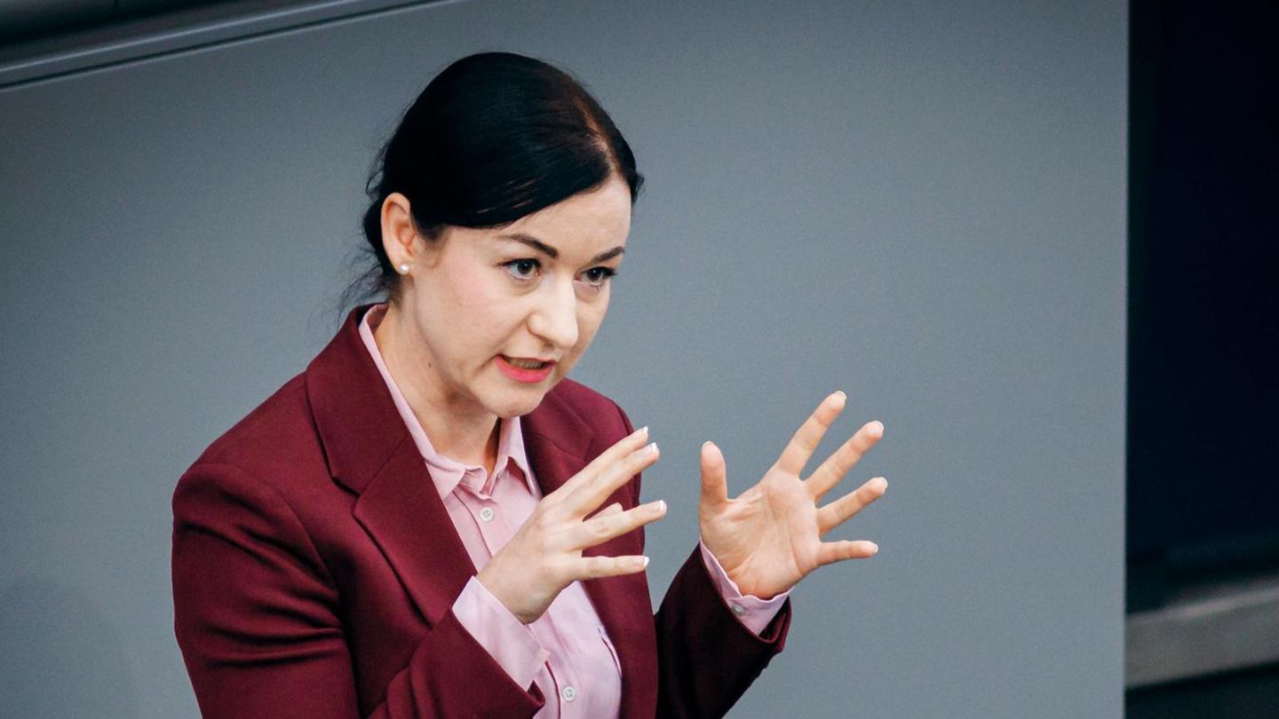 Grünen-Politikerin Piechotta: Spahns schärfste Widersacherin