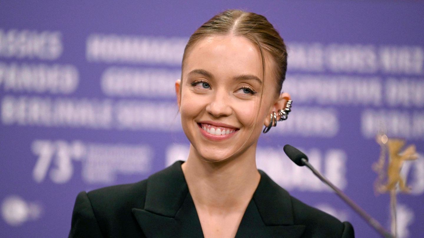 Kuriose Idee: Sydney Sweeney bestätigt Single-Status und bringt Seife mit ihrem Badewasser raus